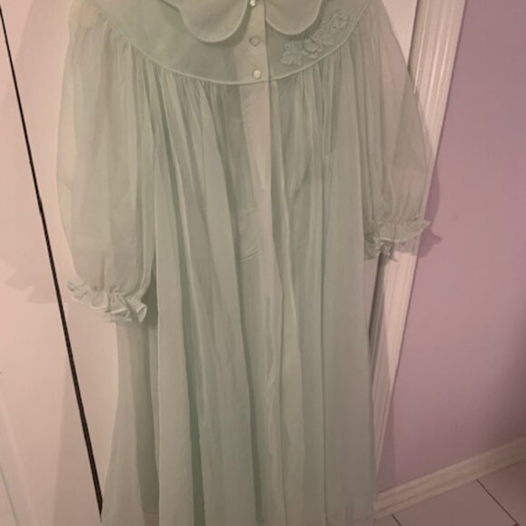 Vintage- 2 piece Negliche! - Picture 3 of 11